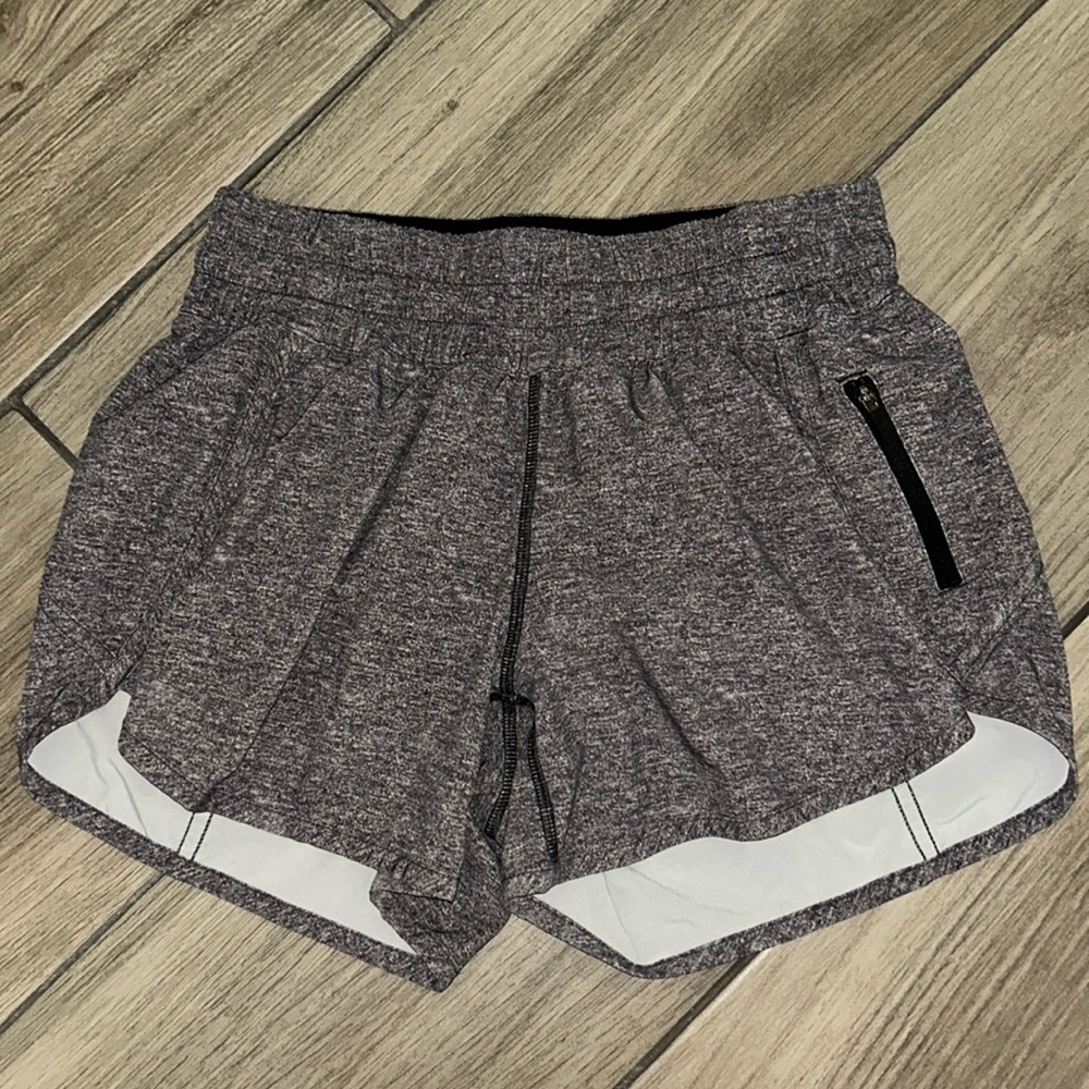 Lululemon Tracker Short V 4”